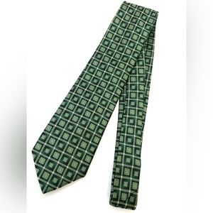 Stafford Men's Green Checked Silk Necktie